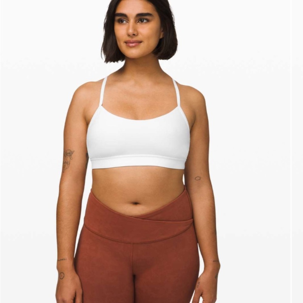 NWOT Lululemon Flow Y Bra Nulu *Light Support, A–C Cups